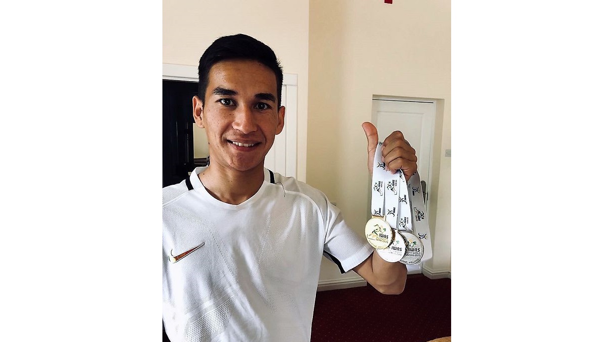 قارماقشىدان شىققان جەلاياق