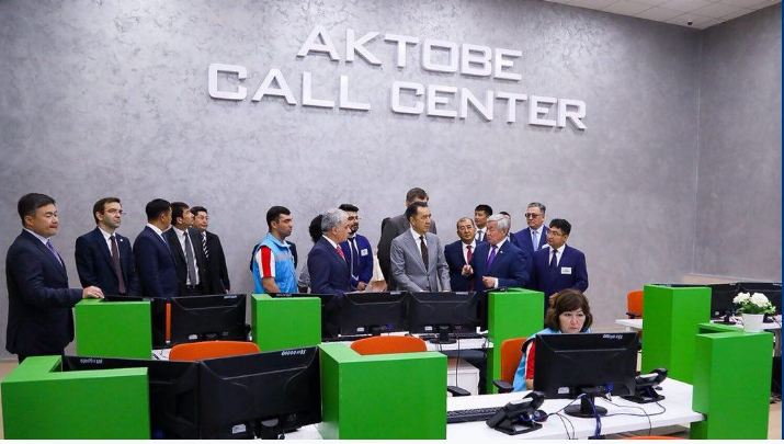 ب. ساعىنتاەۆ اقتوبە وبلىسىنىڭ ونەركاسىپتىك جانە الەۋمەتتىك كاسىپورىندارىن ارالادى