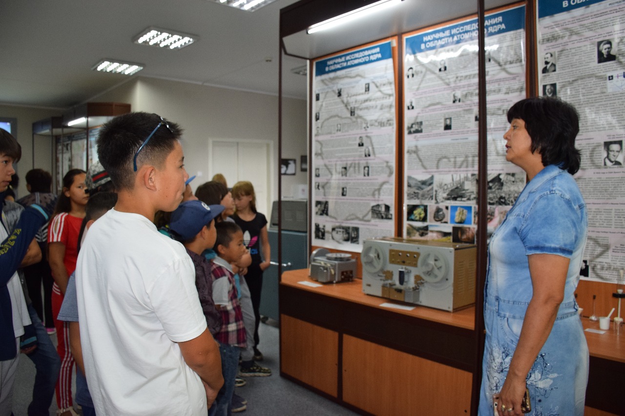 وقۋشىلار كۋرچاتوۆ قالاسىنداعى قاسيەتتى جەرلەردى ارالادى
