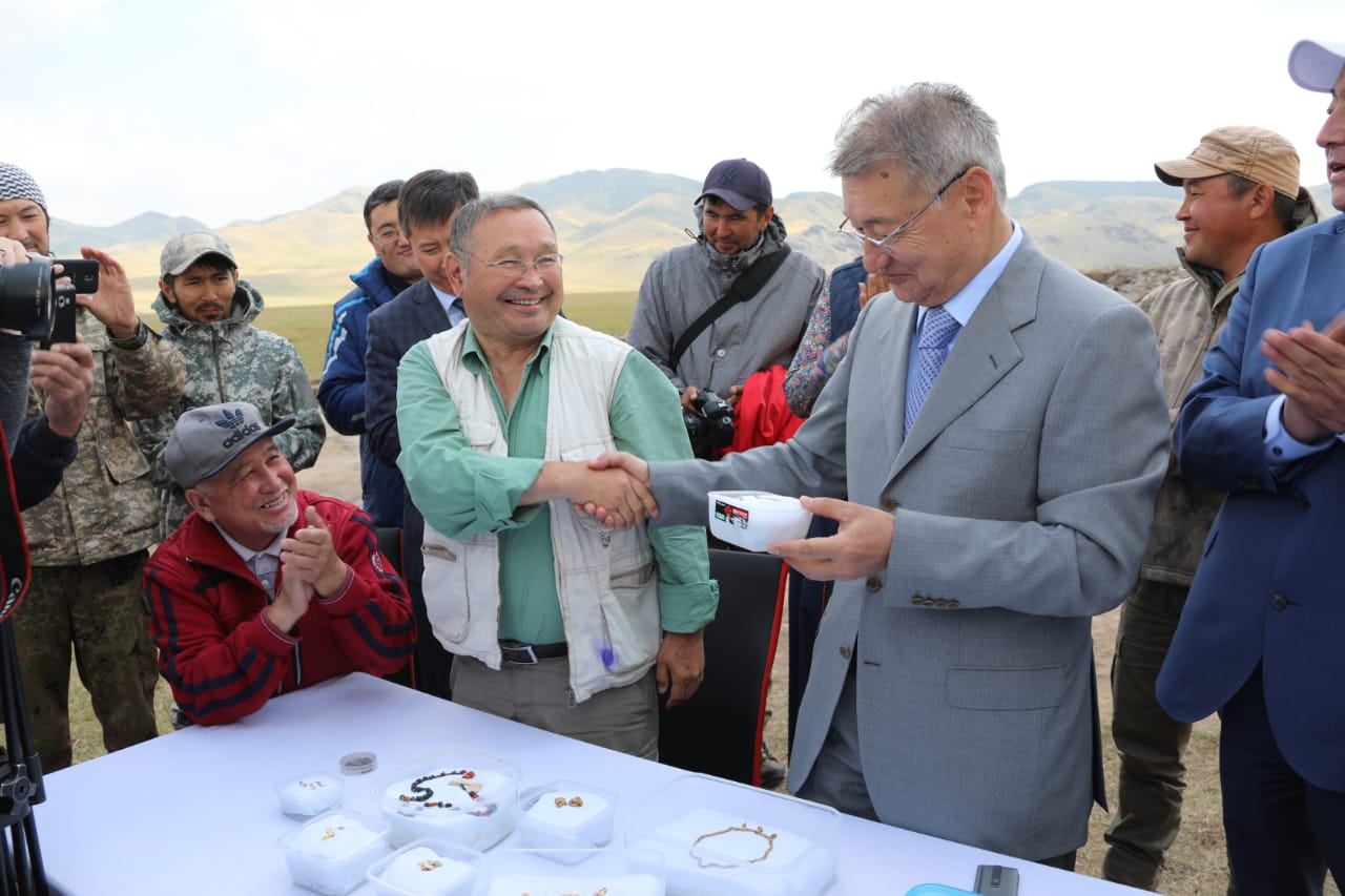 زەينوللا ساماشەۆ: كەزىندە التىن ادام بولعان
