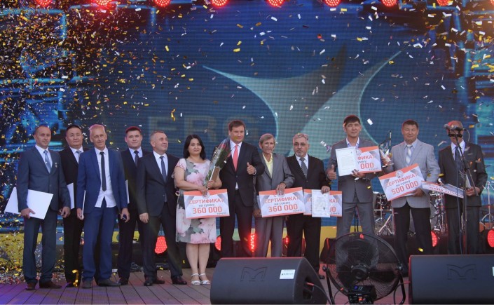 پاۆلوداردا مەتاللۋرگتەردىڭ مەرەكەسى ءوتتى