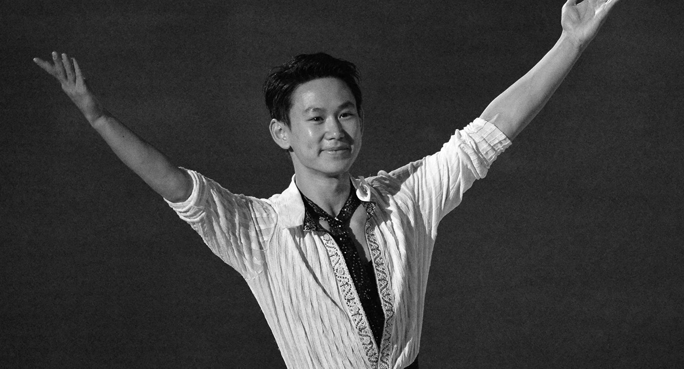 «ايناداي ءىزىڭ قالدى جارقىراعان»