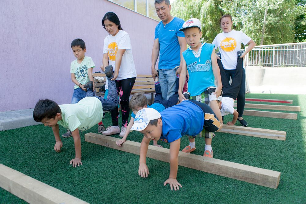 الەمدە ءاربىر 45-ءشى بالا اۋتيزممەن دۇنيەگە كەلەدى