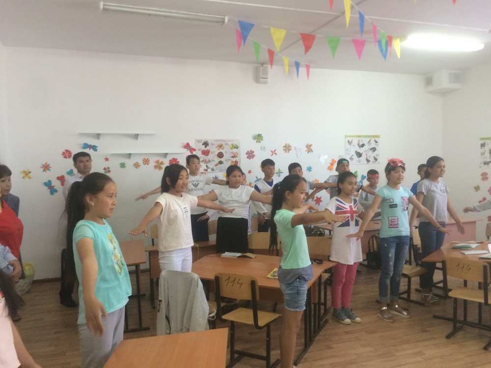 جاڭاوزەندە ءۇش ءتىلدى لاگەرلەر ۇيىمداستىرىلدى