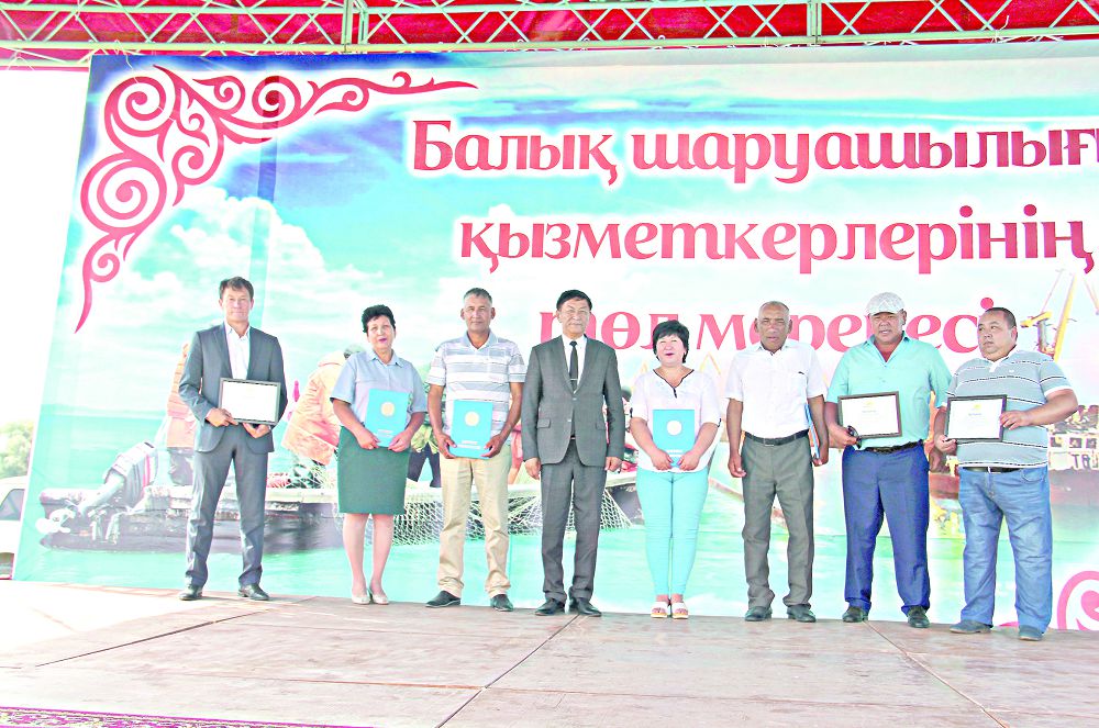 قۇرمانعازى اۋدانىندا بالىقشىلار مەرەكەسى ءوتتى