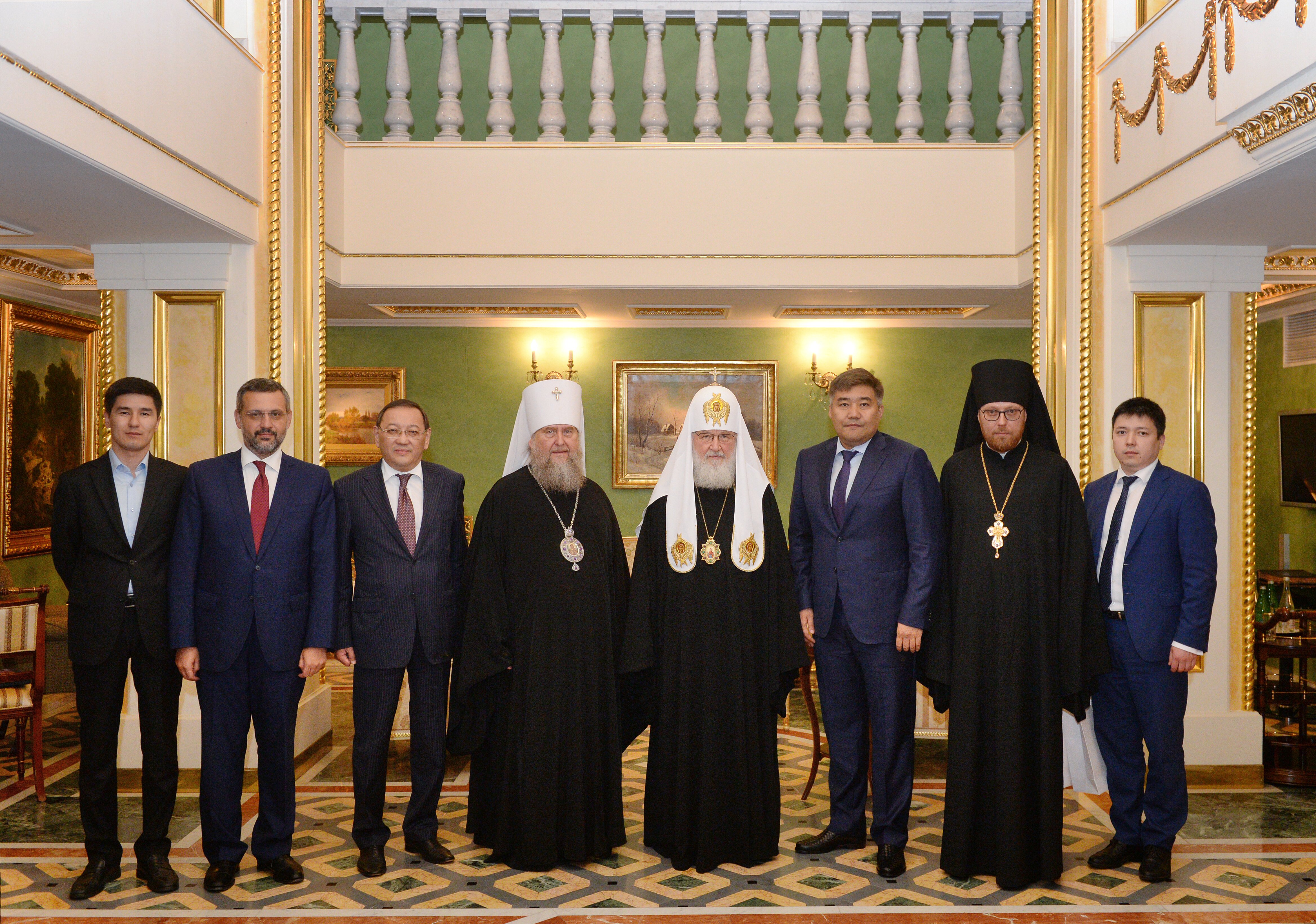 دارحان كالەتاەۆ ماسكەۋ جانە بۇكىل رەسەي پاتريارحىمەن كەزدەستى