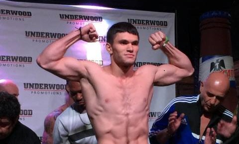 قازاقستاندىق بوكسشى ءالي احمەدوۆ 8 تامىزدا جەكپە-جەككە شىعادى