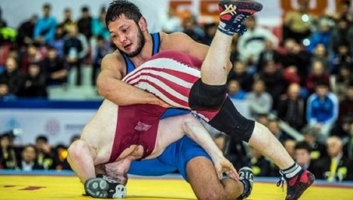 جاكارتاعا باراتىن ەركىن كۇرەس شەبەرلەرى انىقتالدى