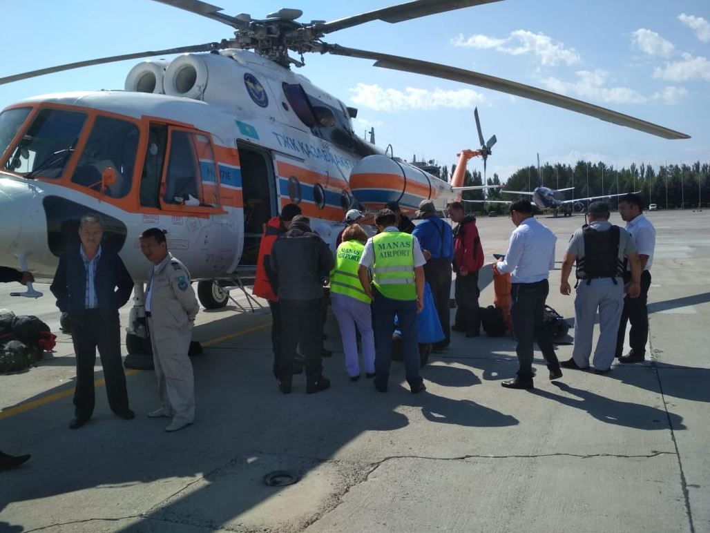 قىرعىزستانداعى تاس كوشكىننەن زارداپ شەككەندەر ەلگە جەتكىزىلدى