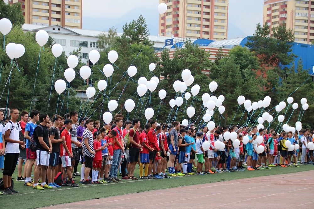 الماتىدا فۋتزالشىلار دەنيس تەندى ەسكە الدى