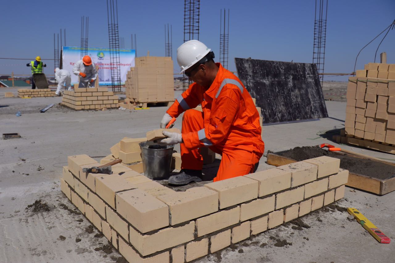 اتىراۋدا قۇرىلىس سالاسىنىڭ ۇزدىكتەرى انىقتالدى 