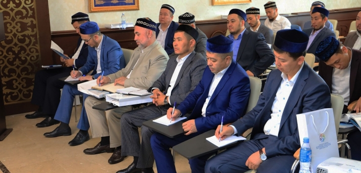 استانادا جات ءدىني اعىمنىڭ وكىلدەرىن انىقتاپ, وڭالتۋعا جىبەرەدى