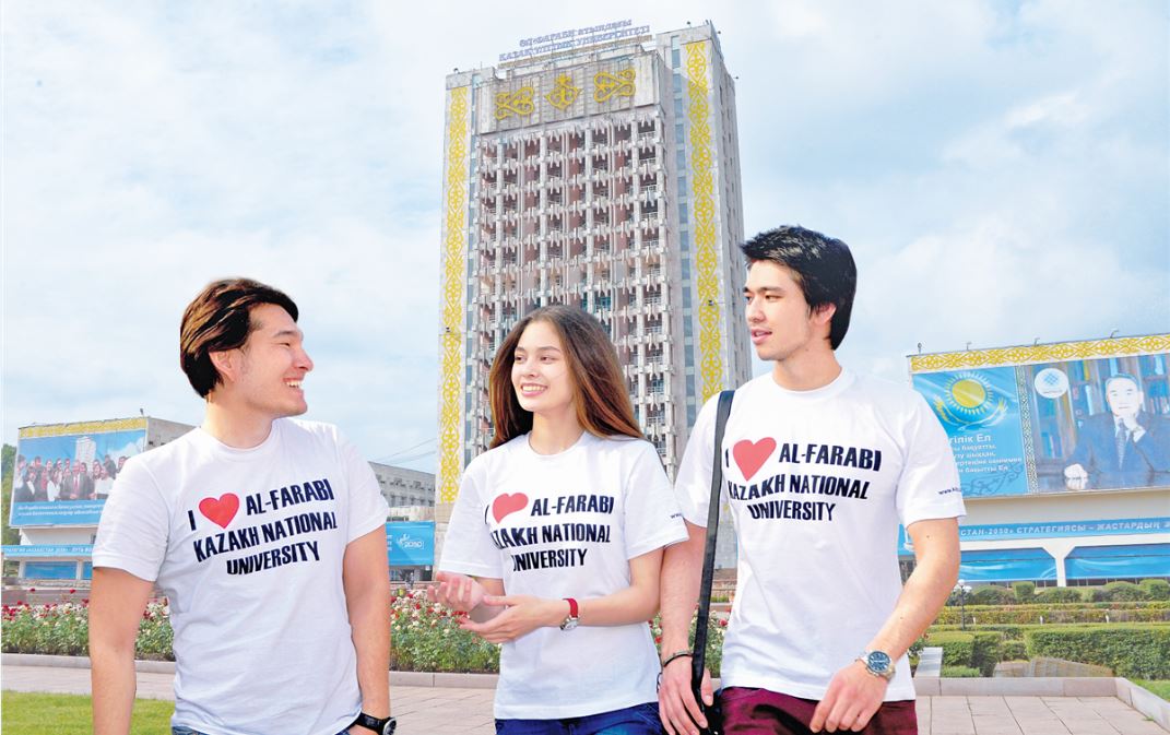 گرانت سانى بويىنشا قازۇۋ كوش باسىندا تۇر