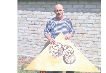 دالادان تابىلعان «ءۇشبۋ حات» مەكتەپ مۋزەيىنە تاپسىرىلدى