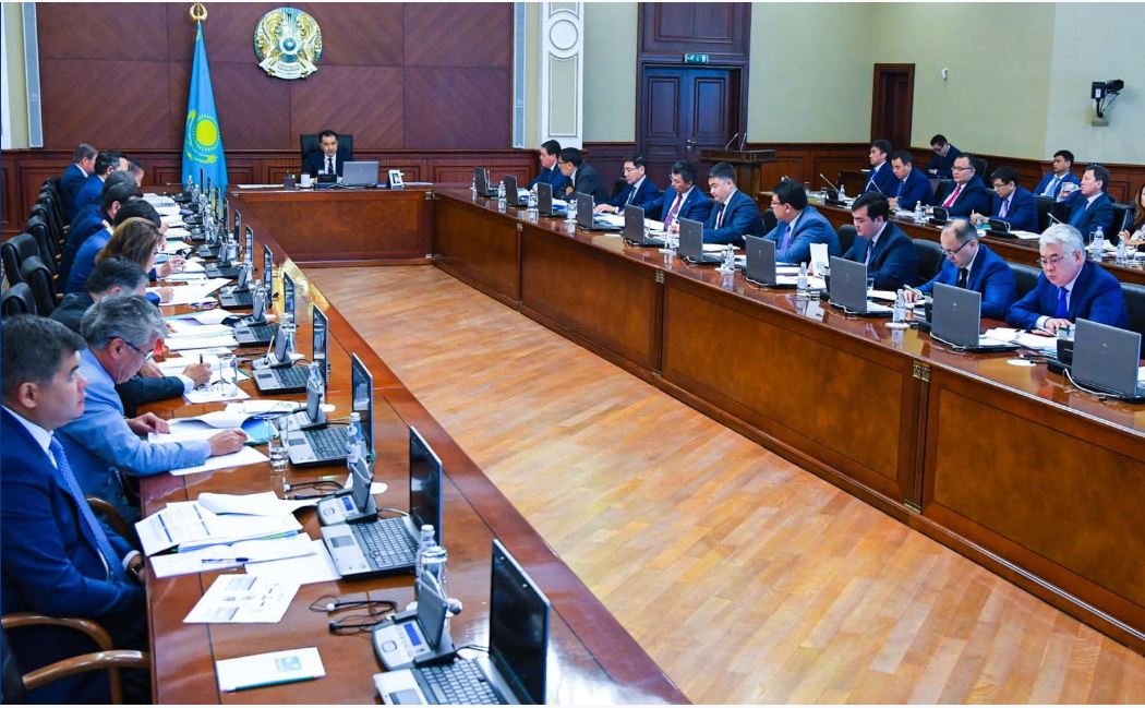 قورىتىندى كورسەتكىشتەر كوڭىلگە قونىمدى