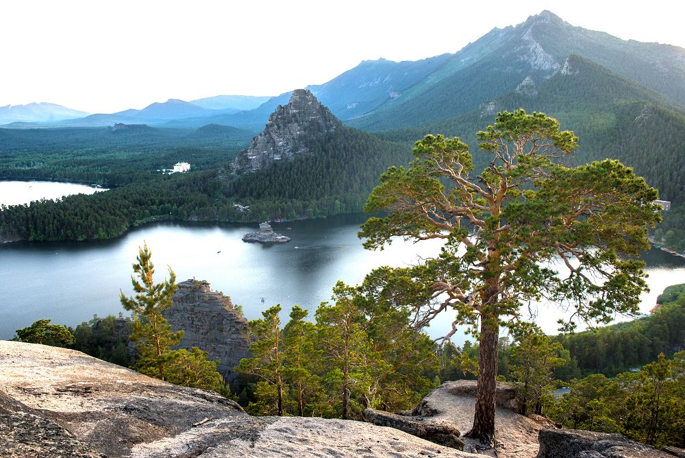 بۋرابايدىڭ باۋرايىنان سانسىز بۇلاق بۇرىنعىداي اقپاي تۇر
