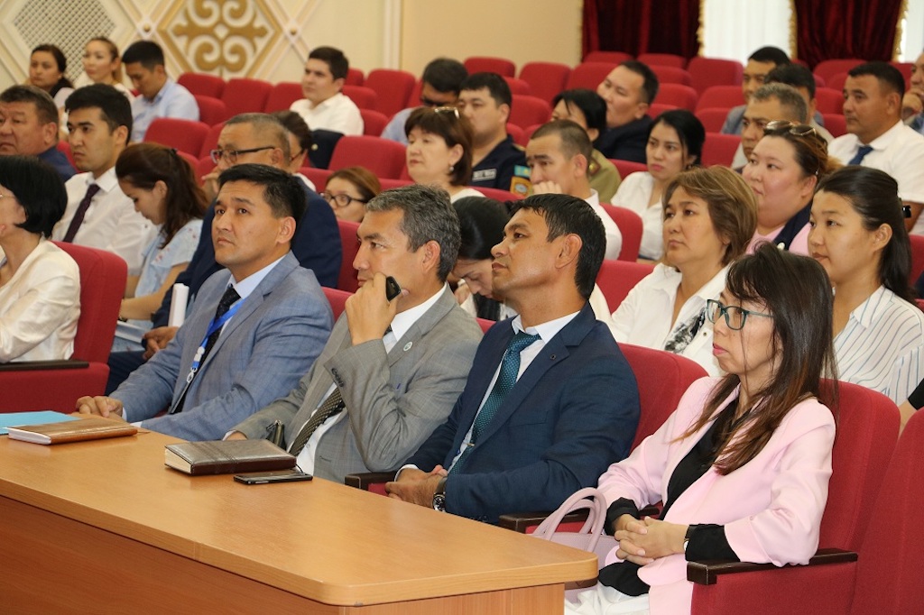 ماڭعىستاۋدا مەملەكەتتىك ورگاندارداعى كادر قىزمەتىنىڭ ساپاسى قانداي؟