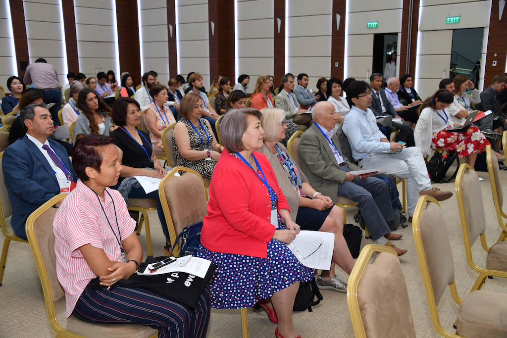 تۇركولوگتار تورقالادا باس قوستى