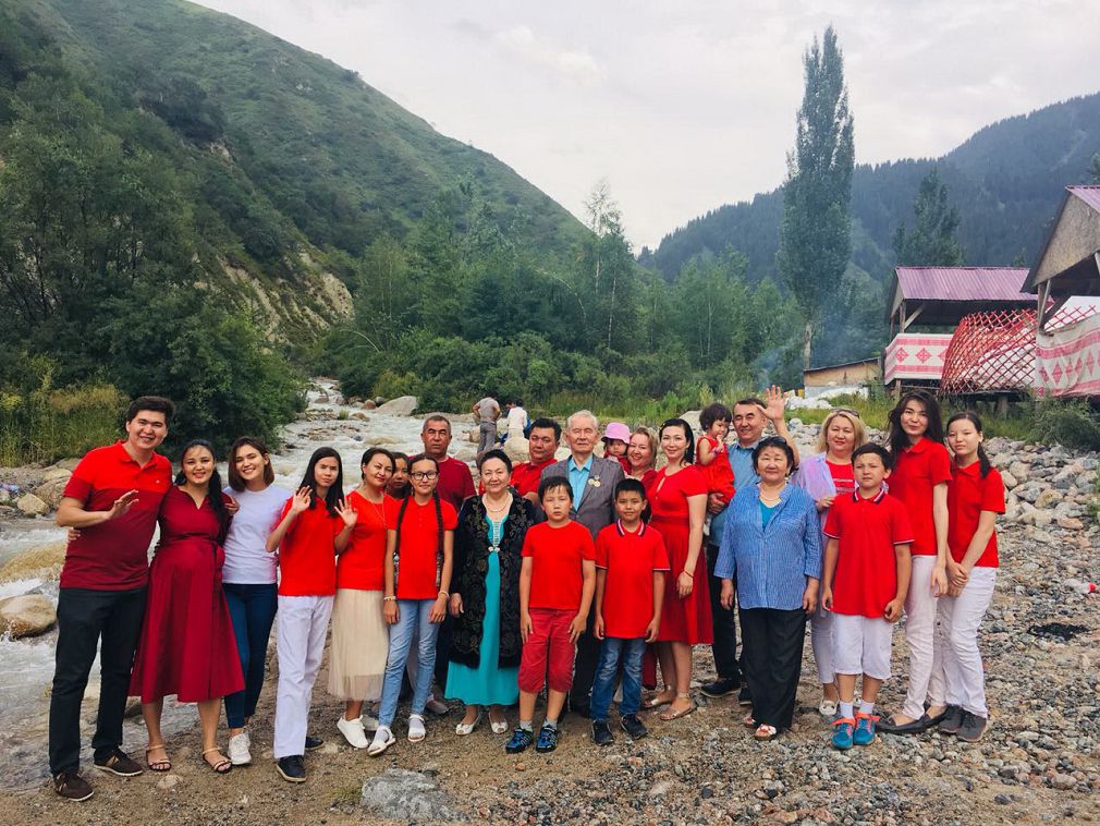 يمانعاليەۆتەر وتباسى «مەرەيلى وتباسى» بايقاۋىنىڭ الماتى قالالىق ىرىكتەۋ كەزەڭىندە باس جۇلدەنى يەلەندى