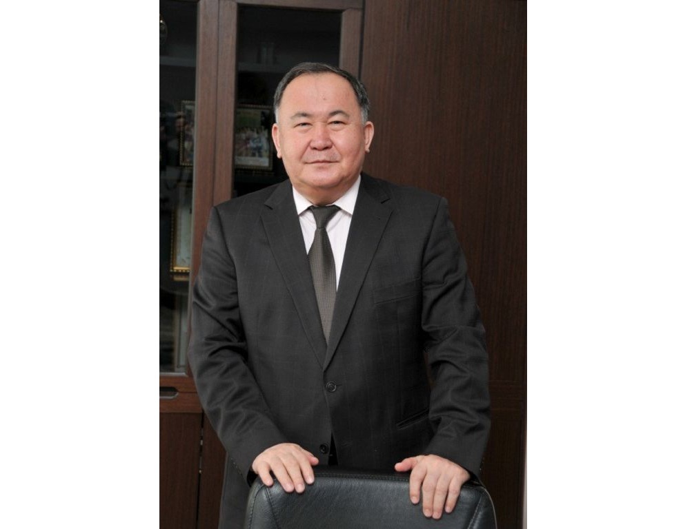 ادىلەتشىل ابەكەم