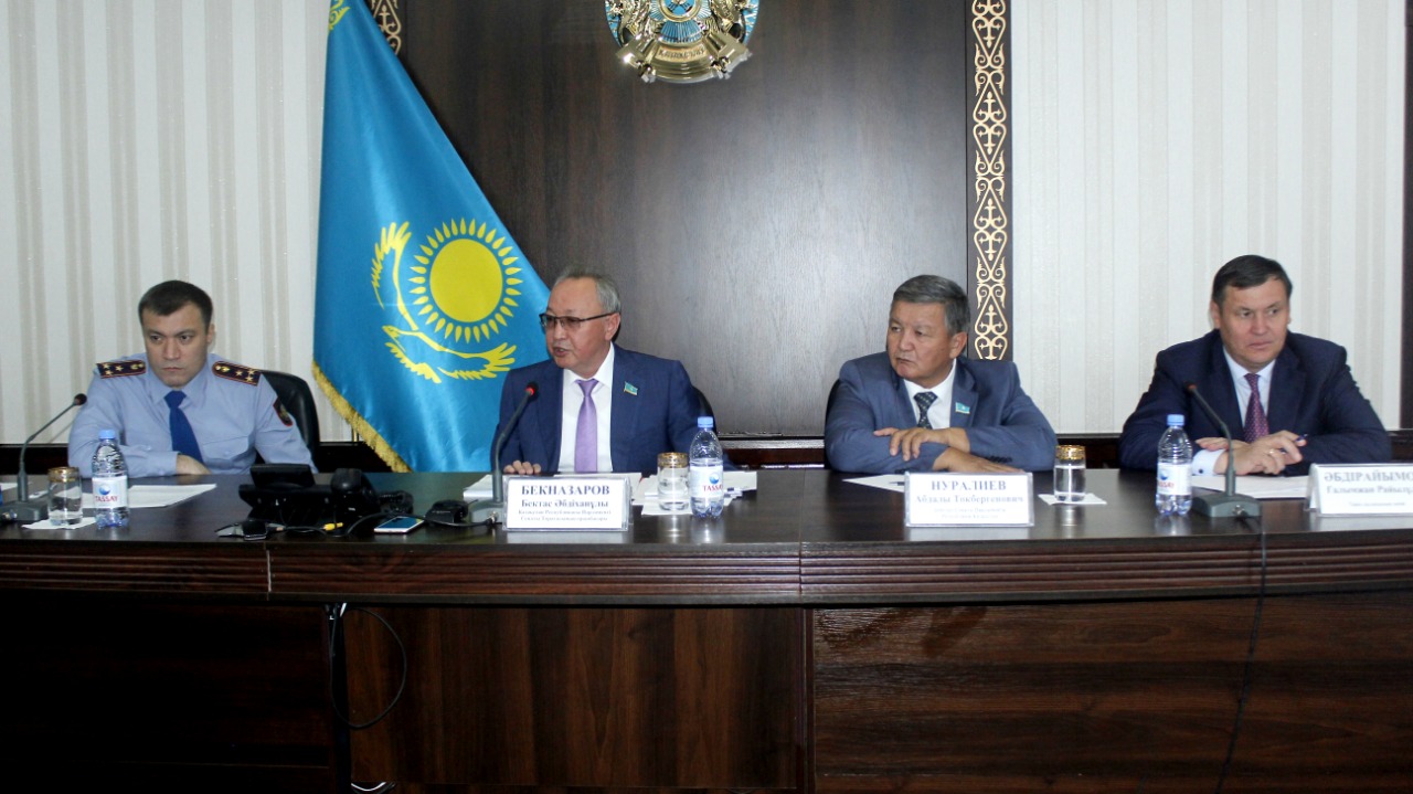 سەنات توراعاسىنىڭ ورىنباسارى بەكتاس بەكنازاروۆ جامبىل وبلىسىنا باردى