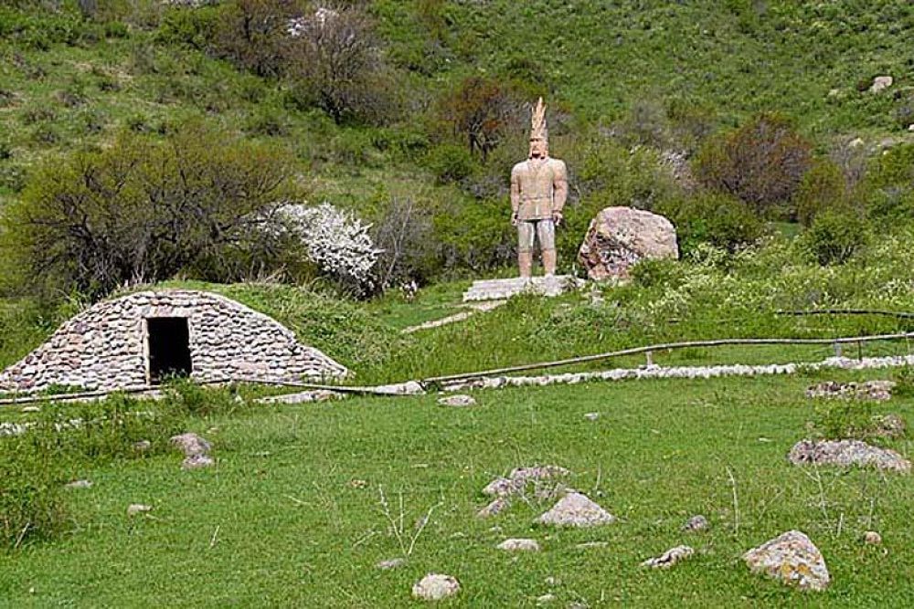 راحات قالاشىعى: باعزىدان تارتقان تامىرىن