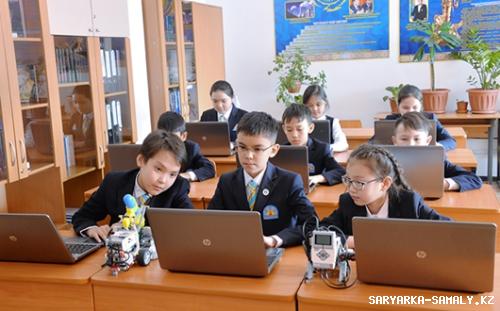 جىلدىڭ سوڭىنا دەيىن اقتوبە وبلىسىنداعى بارلىق مەكتەپتەر جوعارى جىلدامدىقتى ينتەرنەتپەن قامتىلادى