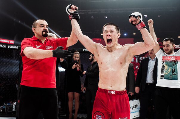 استانادا ەرەجەسىز جەكپە-جەكتەن جارىس وتەدى