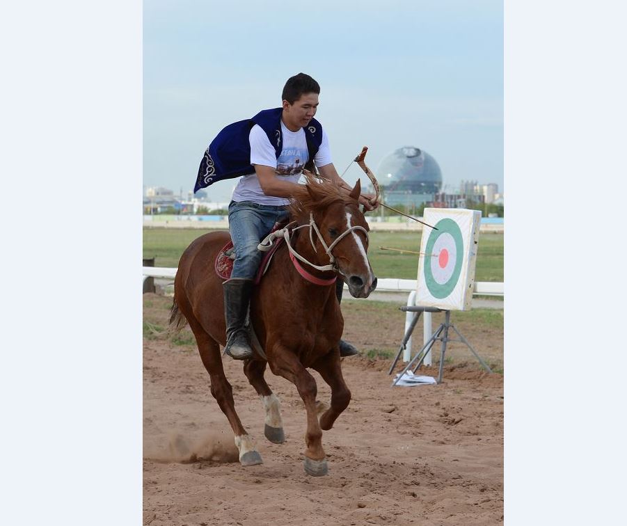 «التىن جەبە» شەبەرلەرى ءۇش ستيلدە سايىسادى