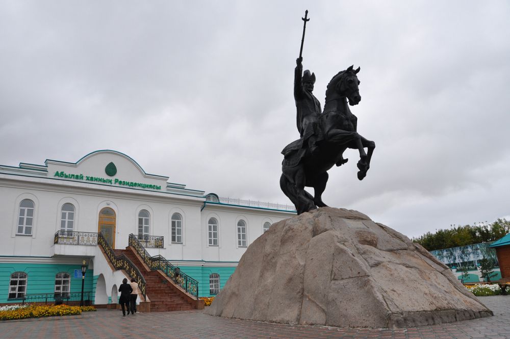 ابىلايدىڭ اق ءۇيى