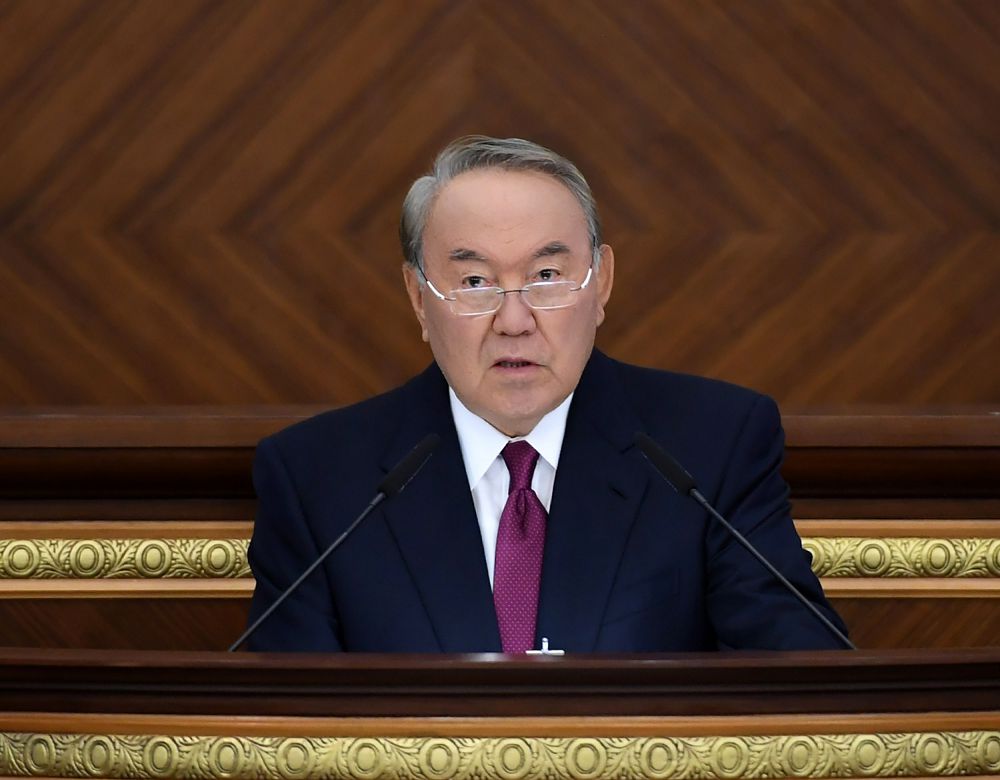 ەلباسى پارلامەنتتىڭ الدىندا ەل ءومىرىن جاقسارتۋعا باعىتتالعان باسىمدىقتاردى ايقىنداپ بەردى