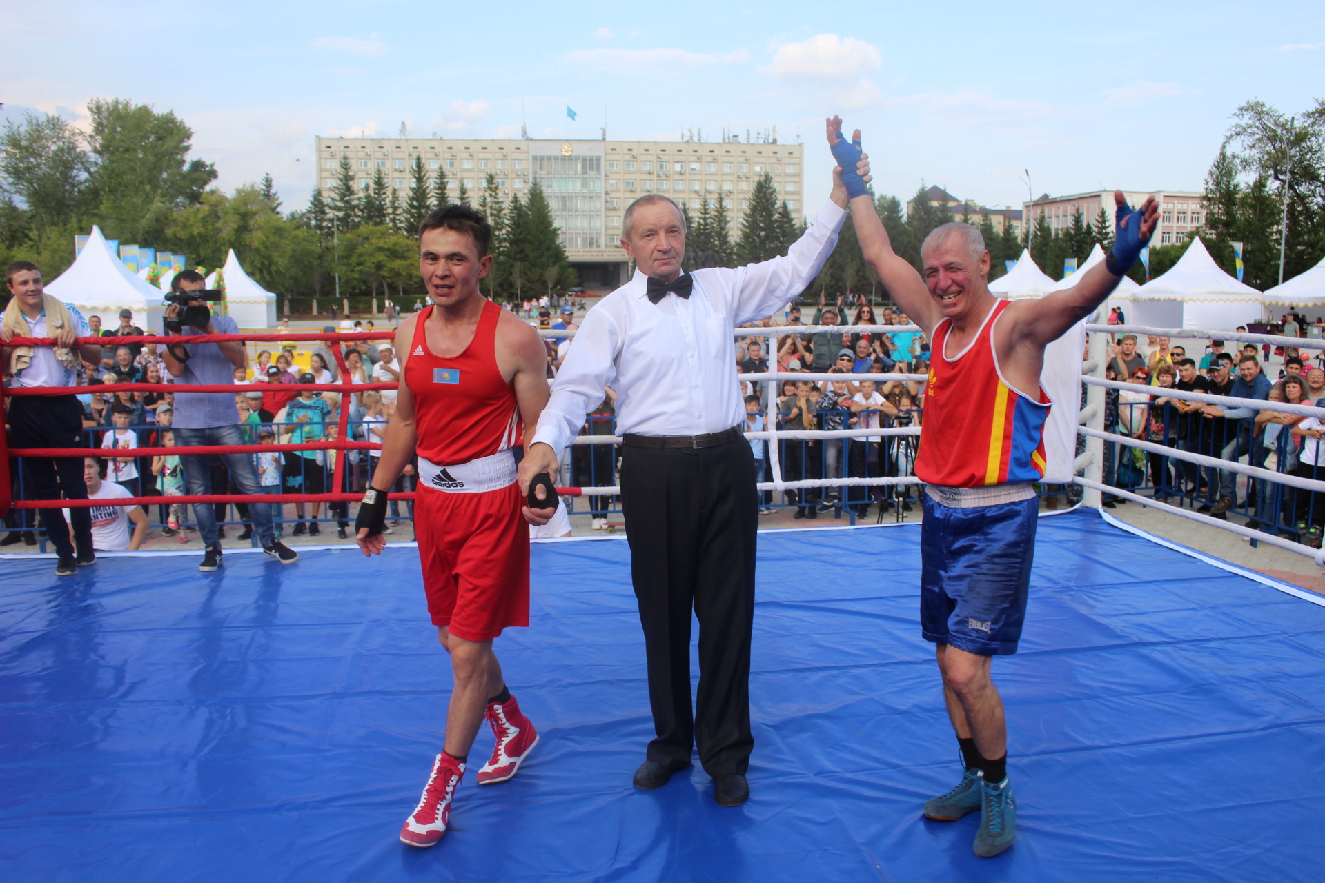 سولتۇستىك قازاقستاندا بوكستان «رينگ كورولى» حالىقارالىق ءتۋرنيرى ءوتتى