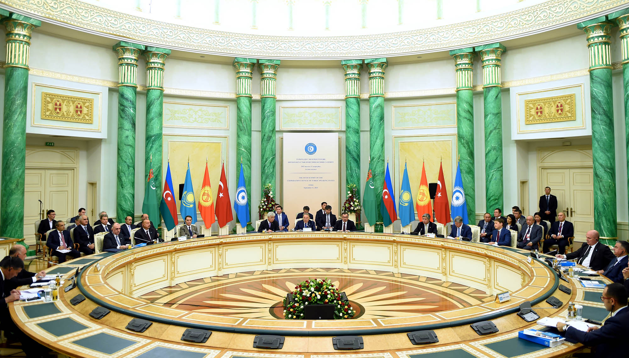 ۆەنگريا تۇركى كەڭەسىنە باقىلاۋشى مەملەكەت مارتەبەسىنە يە بولادى