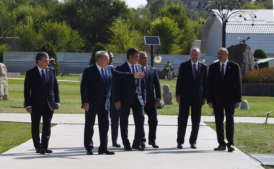 ەلباسى تۇركى الەمىنىڭ 100 ەسىمى جوباسىن ازىرلەۋدى ۇسىندى