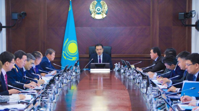 ب.ساعىنتاەۆ مەديتسينالىق كومەك ساپاسىن ارتتىرۋدى تاپسىردى