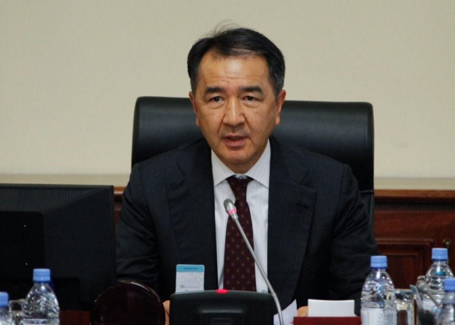 ۇكىمەت وتىرىسىندا تسيفرلىق ەفيرلىك تەلەراديو حابارلارىن تاراتۋعا كوشۋ ماسەلەلەرى قارالدى