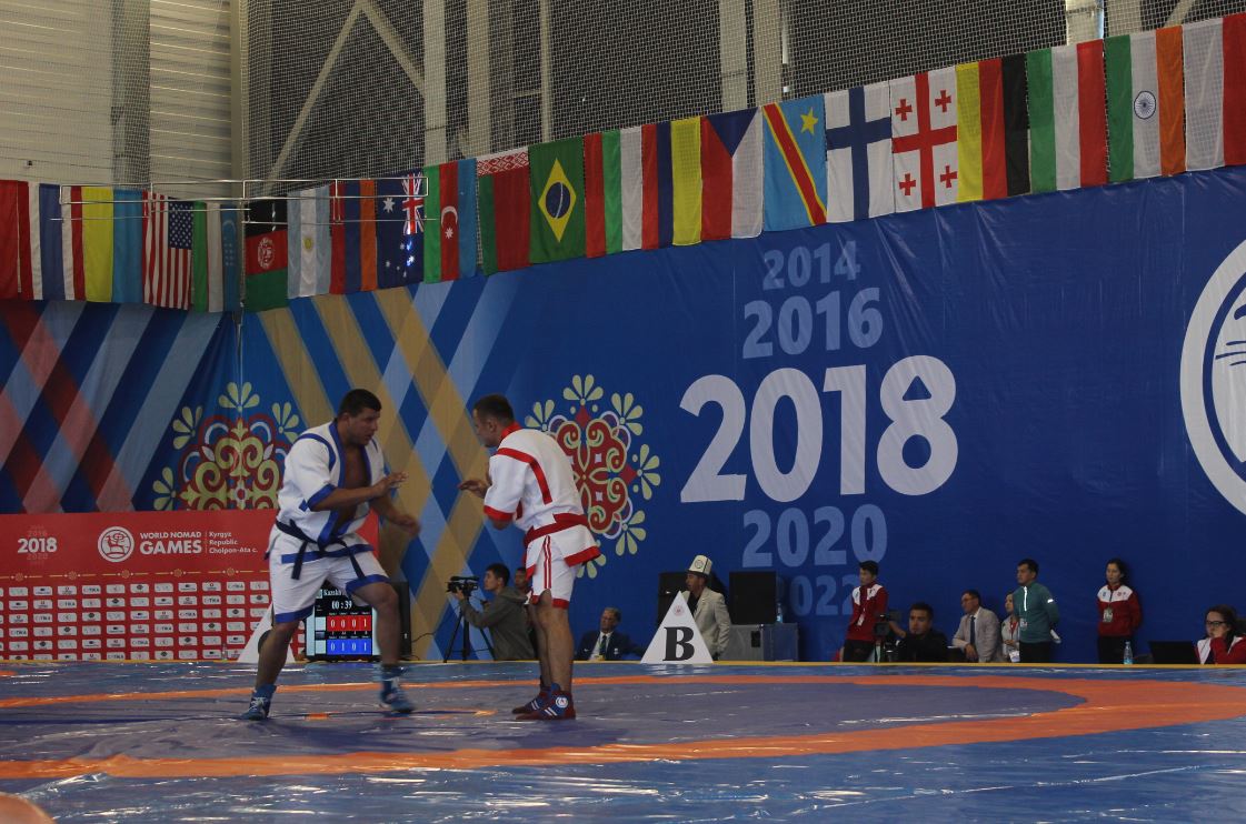 كوشپەندىلەر ويىنى: قازاق كۇرەسىنەن 2 التىن, ءبىر قولا