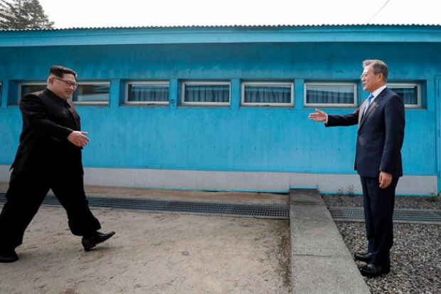 سولتۇستىك جانە وڭتۇستىك كورەي ەلدەرىنىڭ باسشىلارى كەلىسسوز جۇرگىزەدى