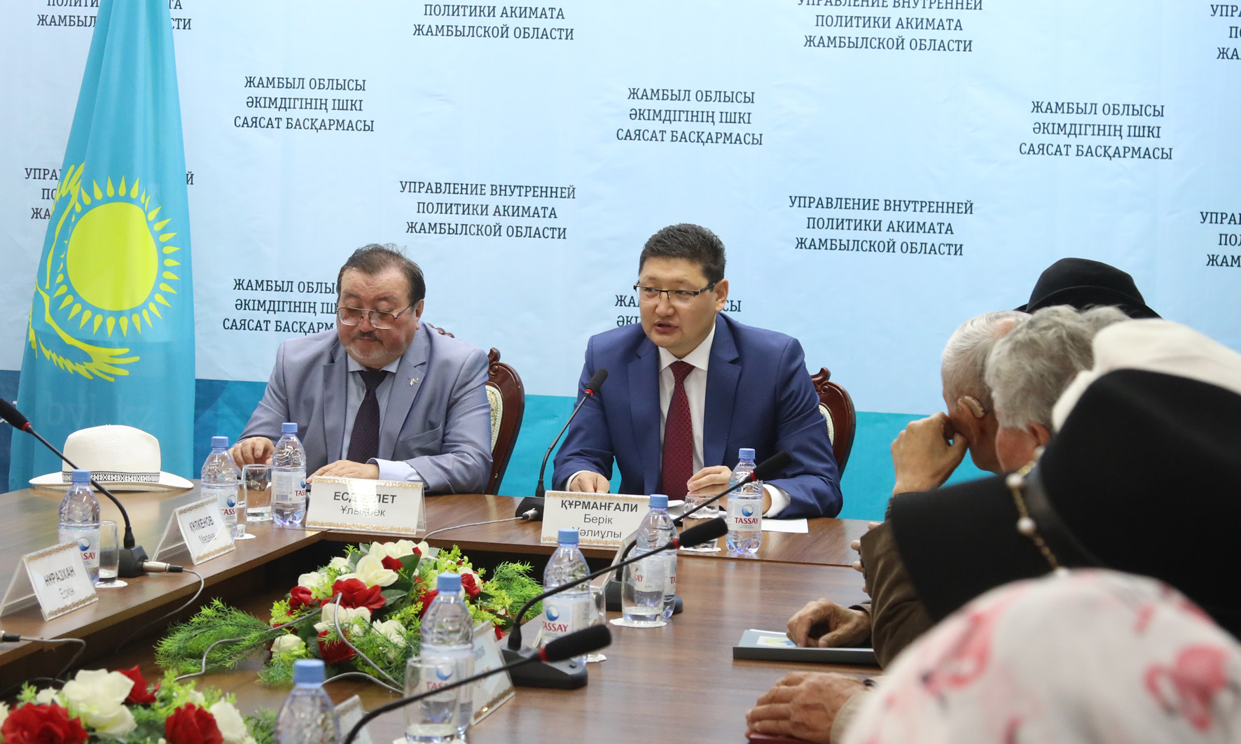 جامبىل وبلىسىندا جازۋشىلار وداعىنىڭ كوشپەلى وتىرىسى باستالدى