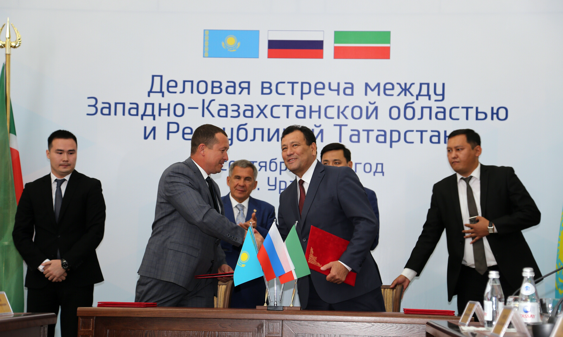 تاتار كاسىپكەرلەرى ورالدىقتارمەن ارىپتەستىككە ءازىر