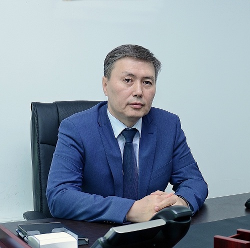 ەرلان ەسمامبەتوۆ: «اقىلدى» تەحنولوگيالار بيۋدجەتكە مول تابىس ءتۇسىرىپ جاتىر