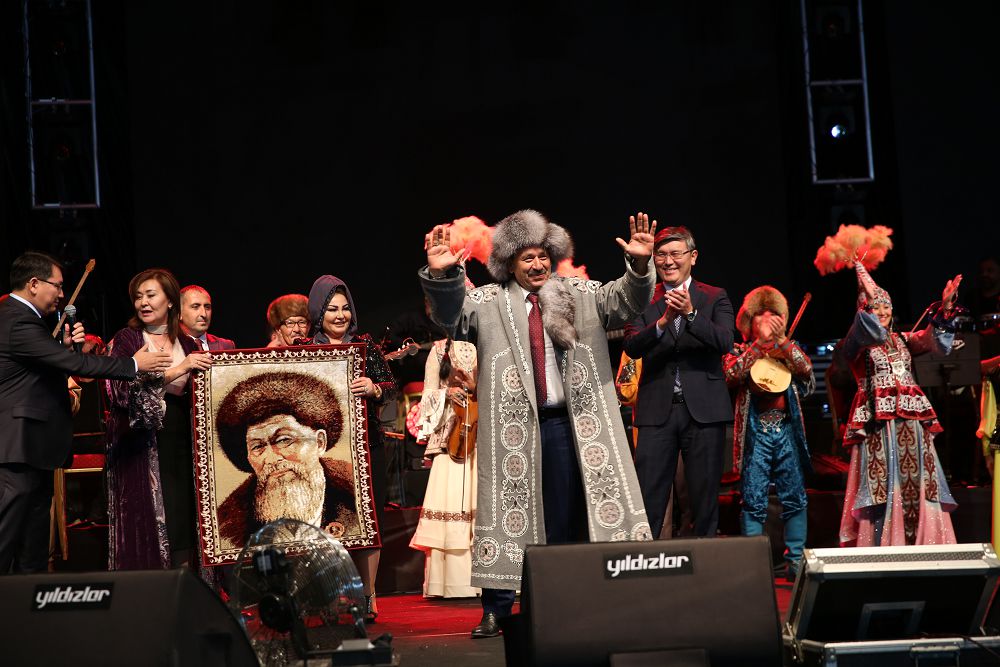 انكارادا «قازاقستان كۇندەرى» ءوتتى