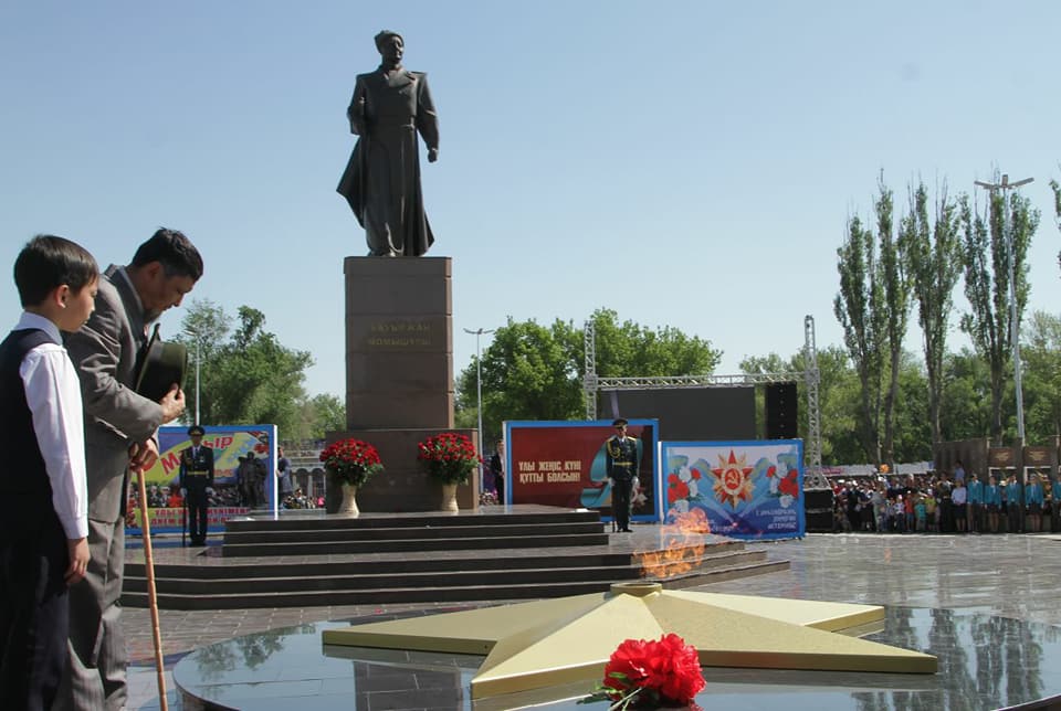 باتىر اماناتىنا ادالدىق