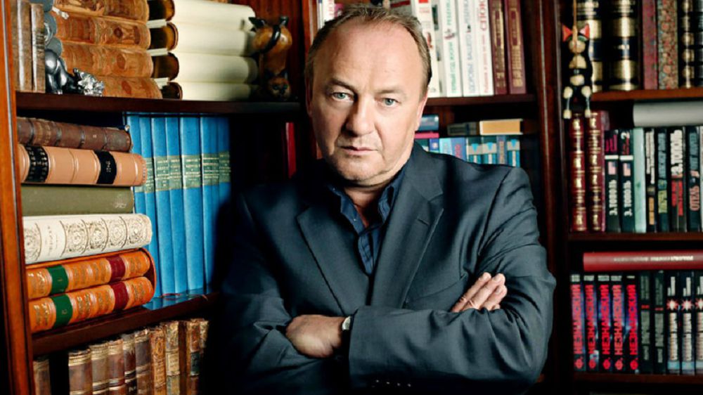 «مەنى ادەبيەتكە مۇڭ جەتەلەپ اكەلدى»