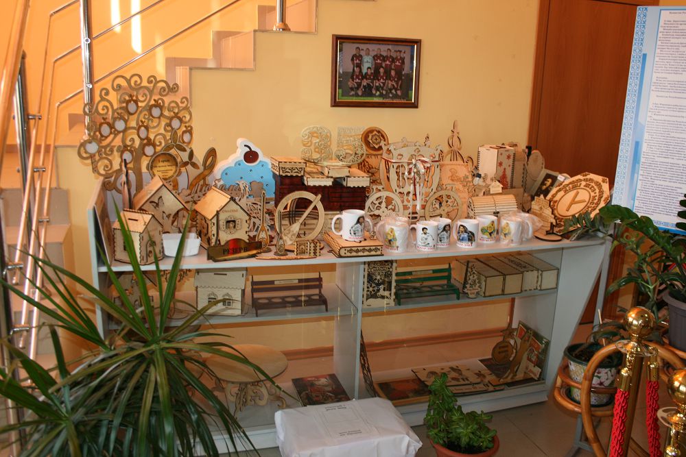 كەرەمەت كادەسىي