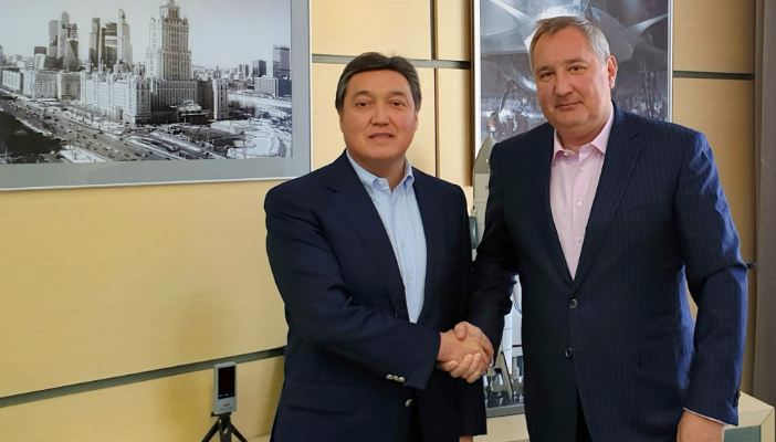 اسقار مامين مەن دميتري روگوزين عارىش سالاسىنداعى ىنتىماقتاستىق ماسەلەلەرىن تالقىلادى