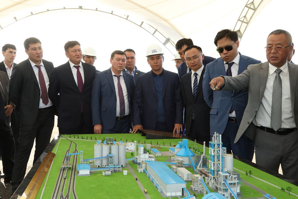 قىزىلوردا وبلىسىندا جىل سوڭىنا قاراي تسەمەنت زاۋىتى ىسكە قوسىلادى