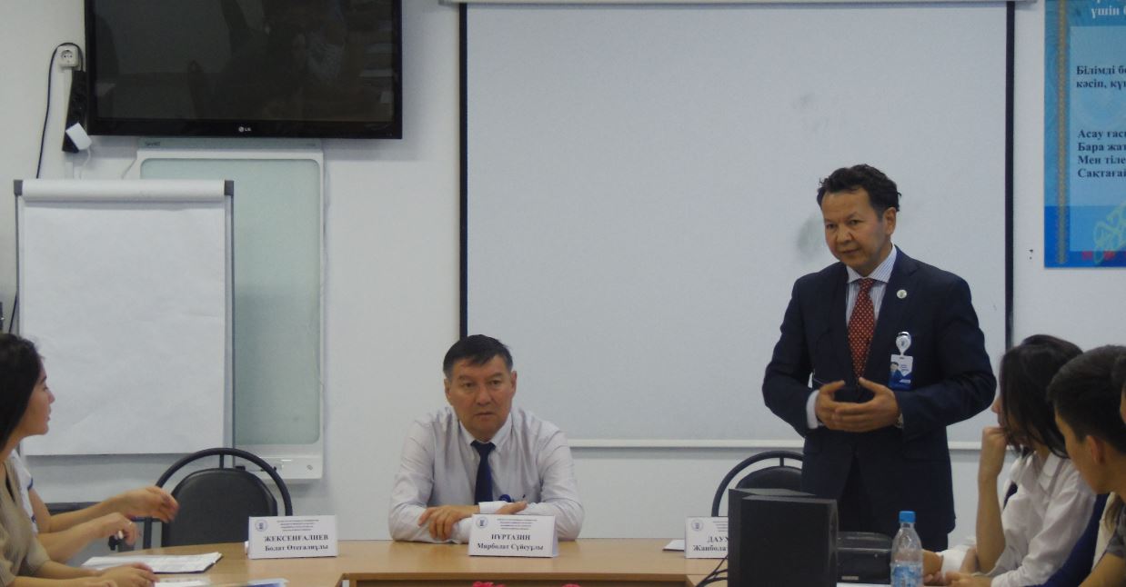 باتىس قازاقستان وبلىسىندا مەملەكەتتىك قىزمەت مەكتەبى اشىلدى