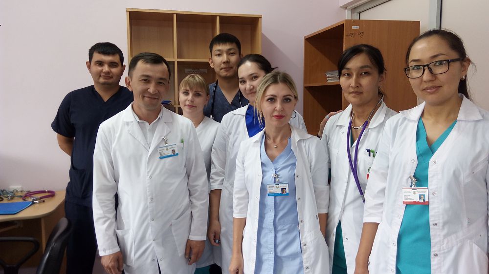 جۇرەكتەرگە جىلىلىق ۇيالاتقان