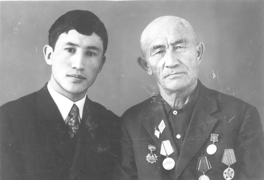 ۇستازدىعى ۇشان-تەڭىز جان